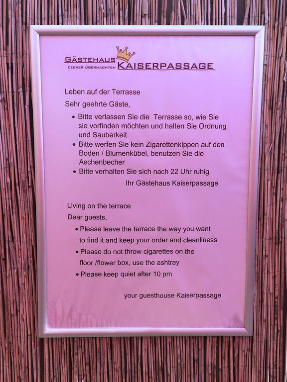 Gastehaus Kaiserpassage- Ihr Cityhostel Карлсруэ Экстерьер фото